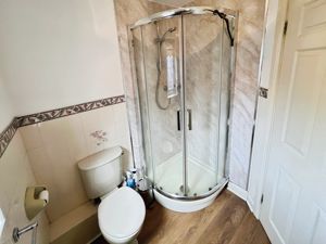 En suite- click for photo gallery